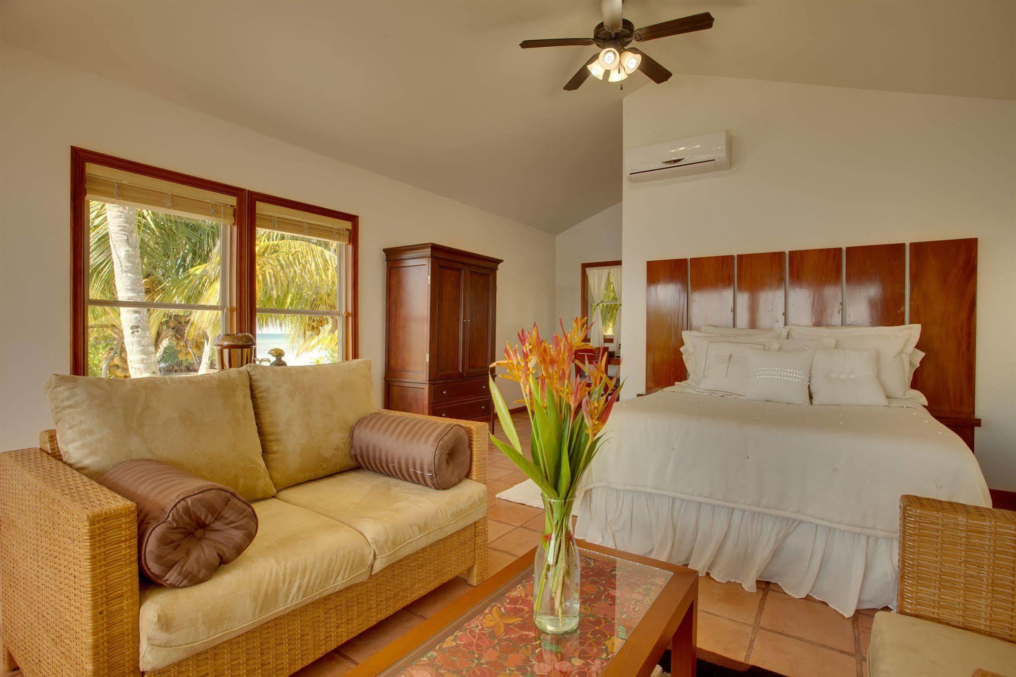 Hatchet Caye Island Resort (Adults Only) Placencia Экстерьер фото